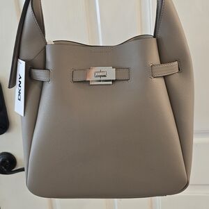 DKNY NWT Hobo Purse / Mink
